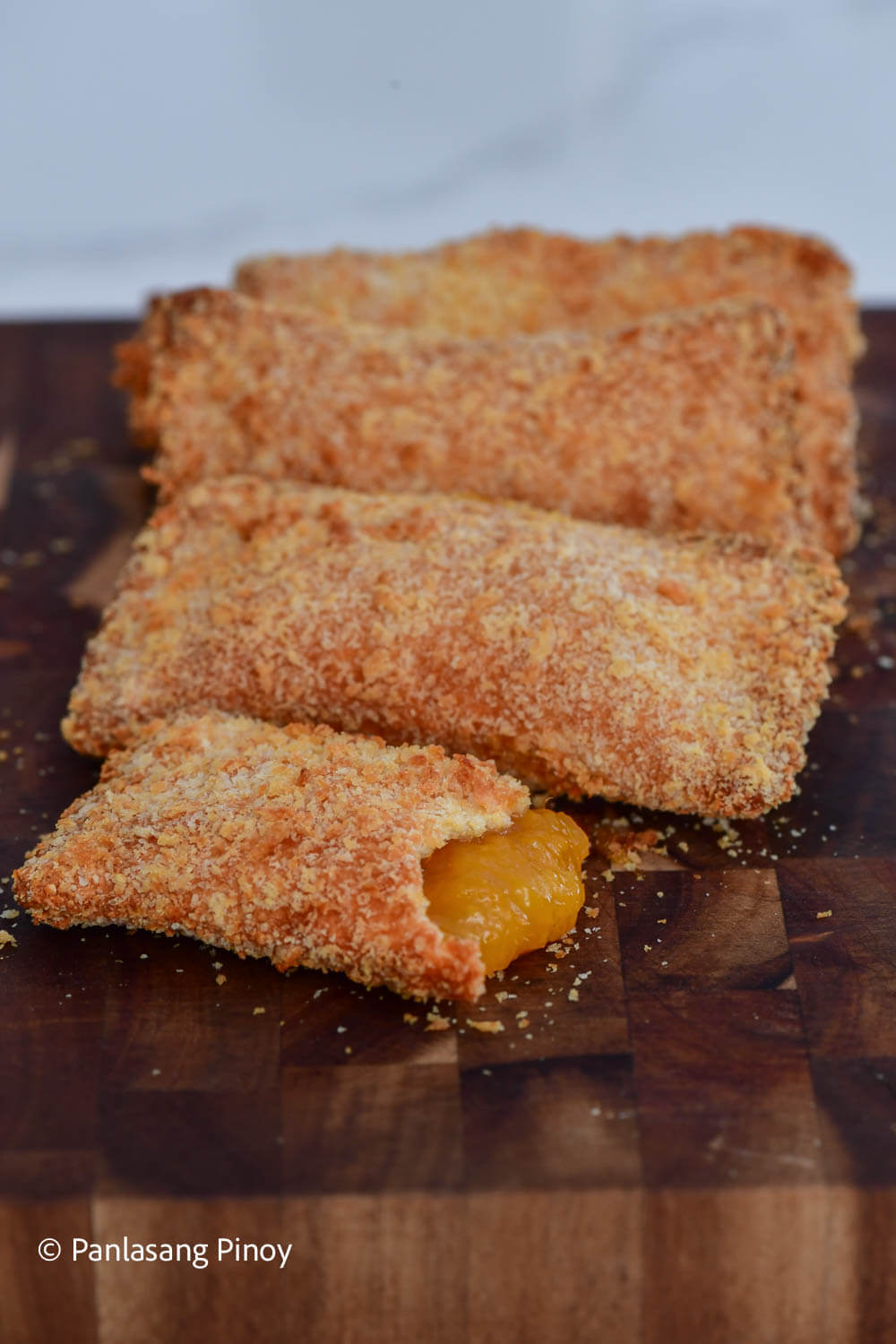 air fried peach mango pie