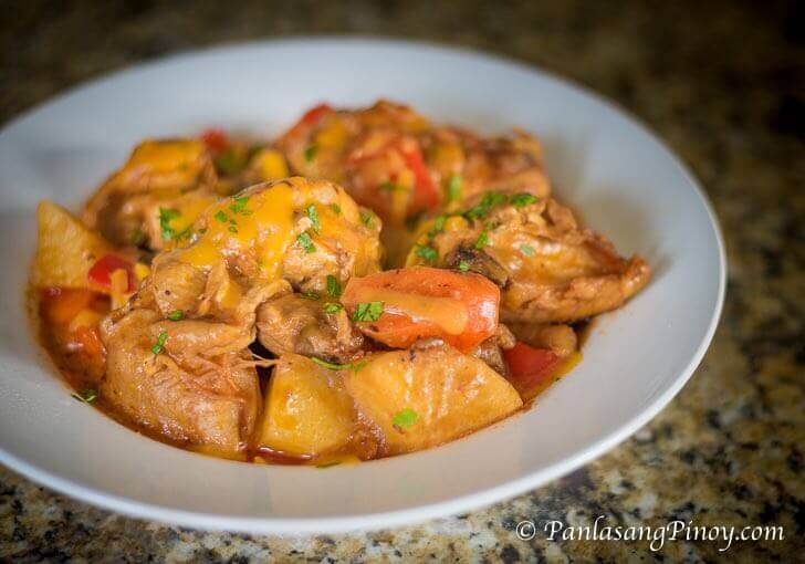 cheesy chicken afritada