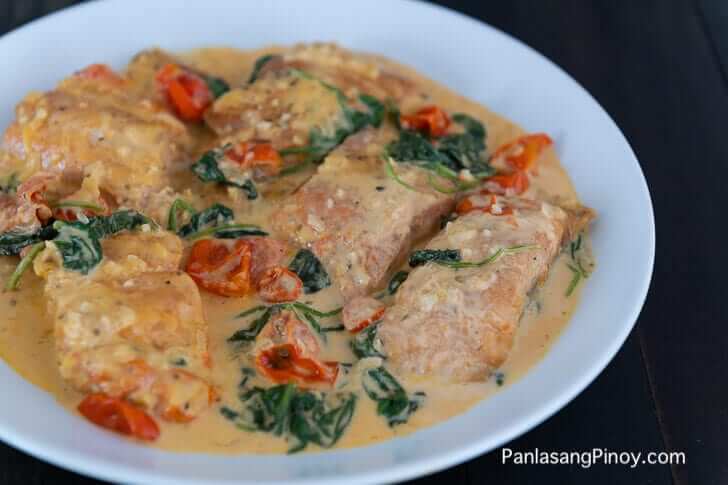 Creamy Garlic Salmon with Tomato and Spinach