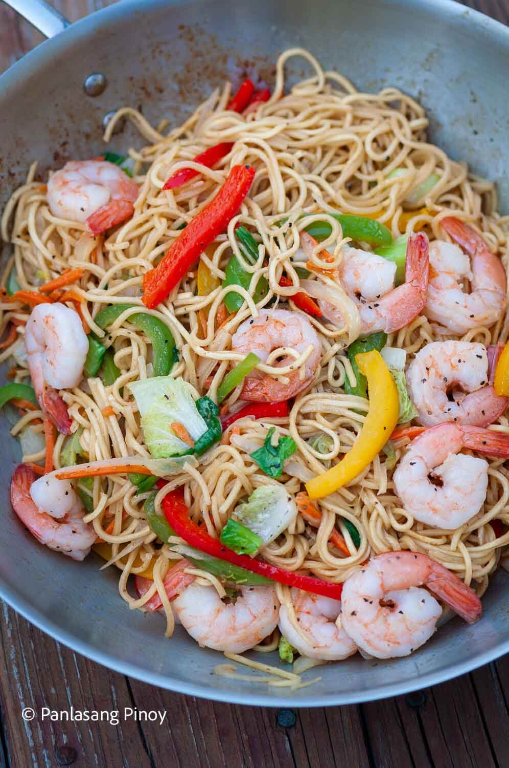 Shrimp pancit canton top center view