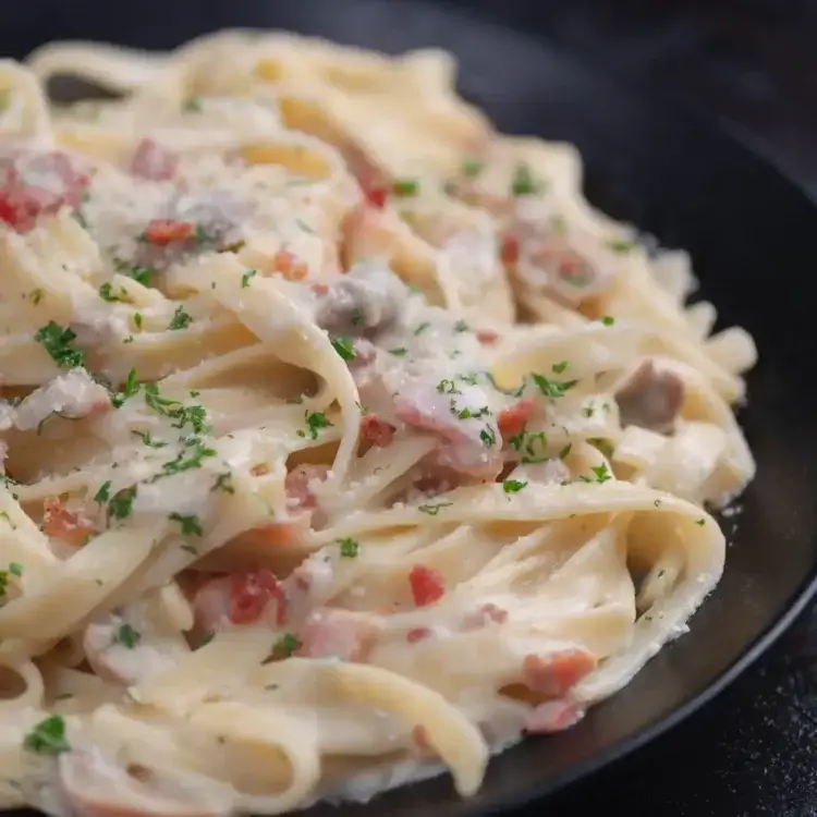 Pasta Carbonara Filipino Style